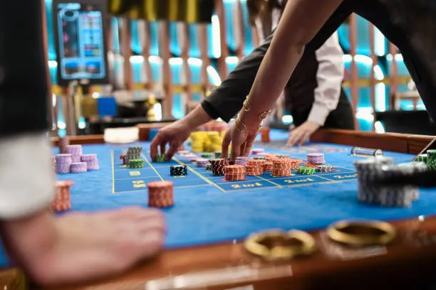 Roulette elettronica in grandi casinò con display digitale